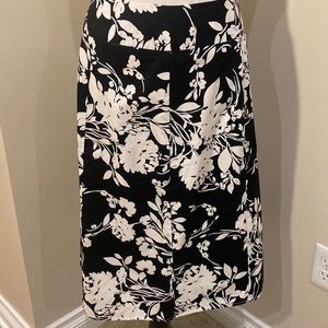 Covington black and white floral skirt